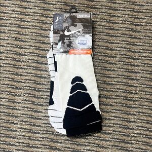 Nike: Football Vapor Crew Socks